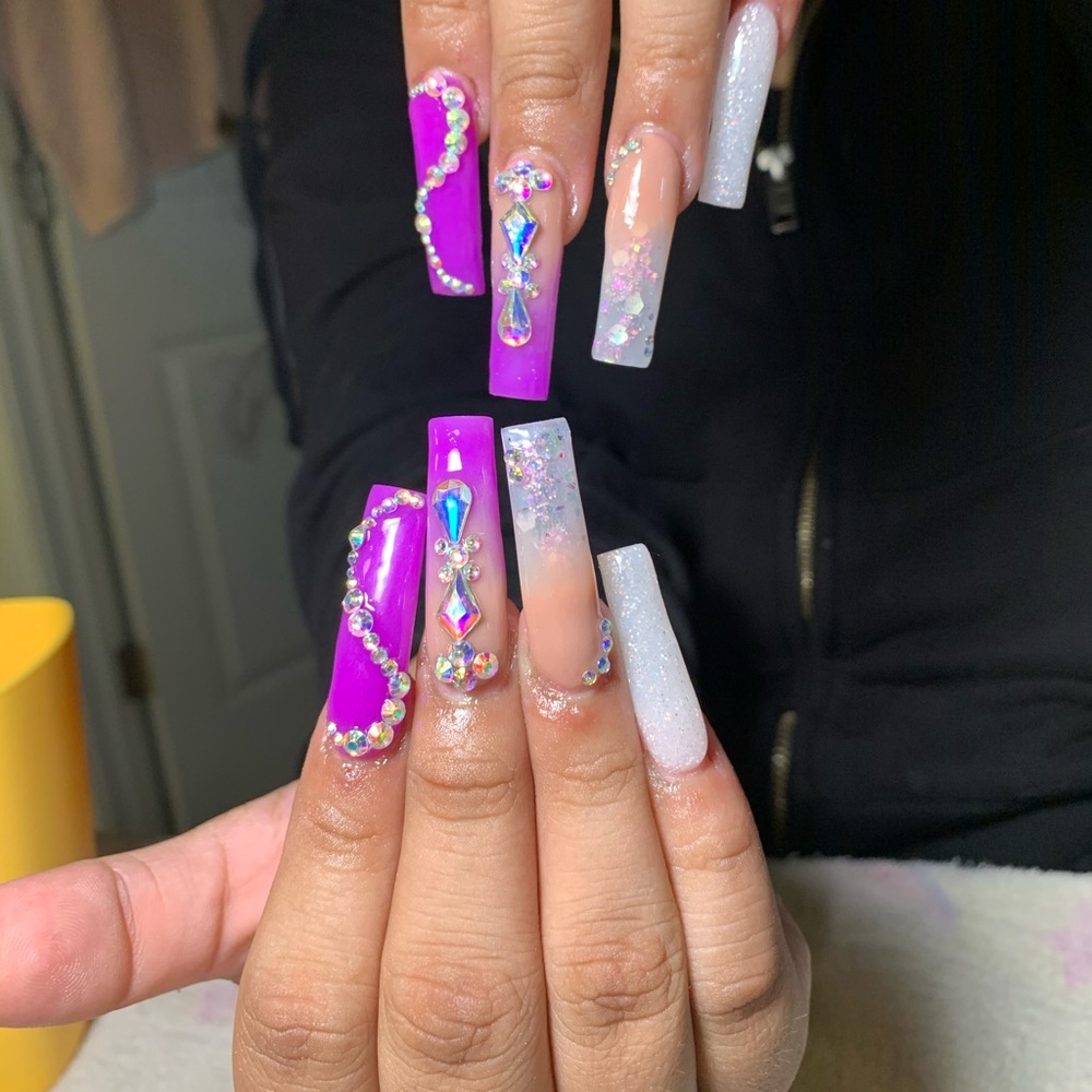 Nail Tech